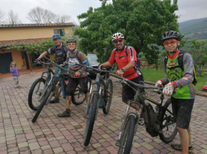 Agriturismo Bike Hotel Podere Giarlinga